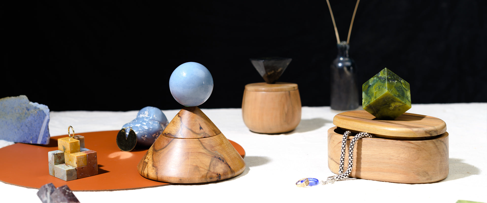 Jewel box set