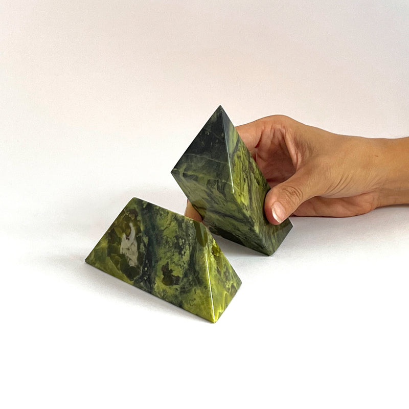 Pyramid Puzzle, Serpentine Green