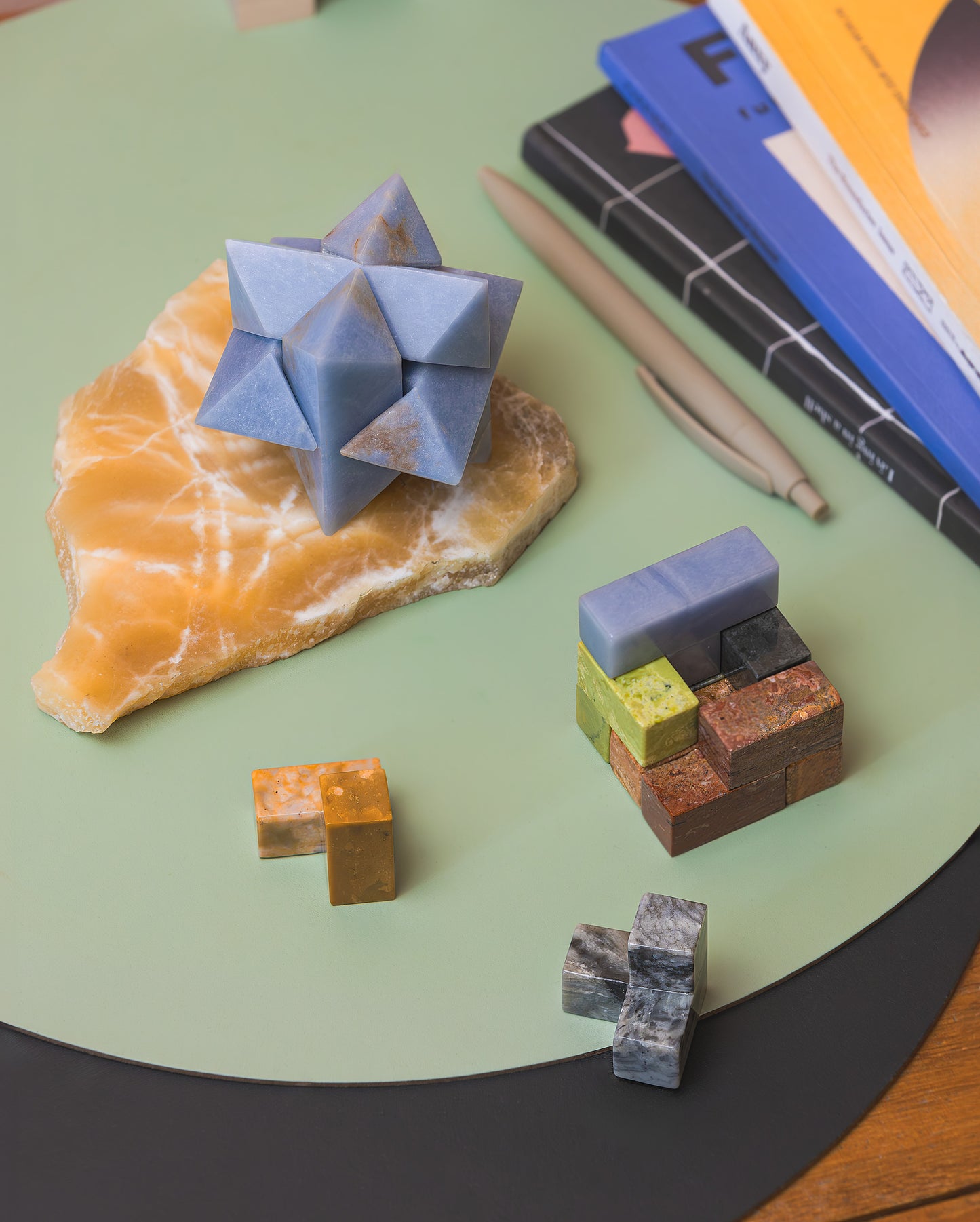 Burr Star 3D gemstone puzzle